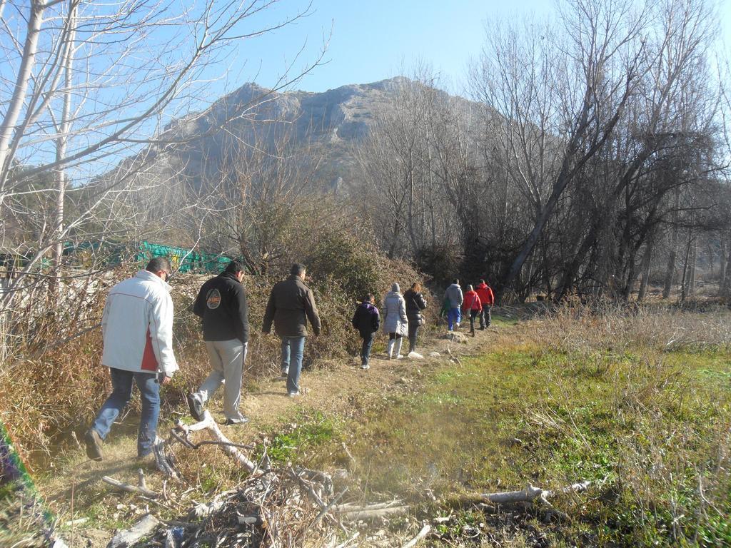 Λιμναίο Ξενοδοχείο Khrisokhórafa Εξωτερικό φωτογραφία